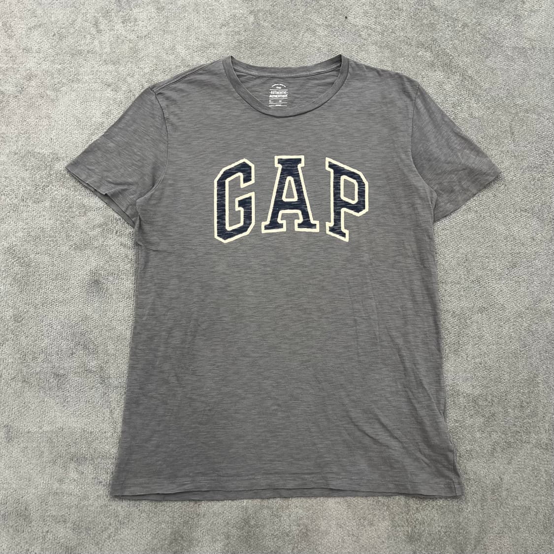 M 갭 GAP 로고 반팔 티셔츠 그레이 상품이미지1