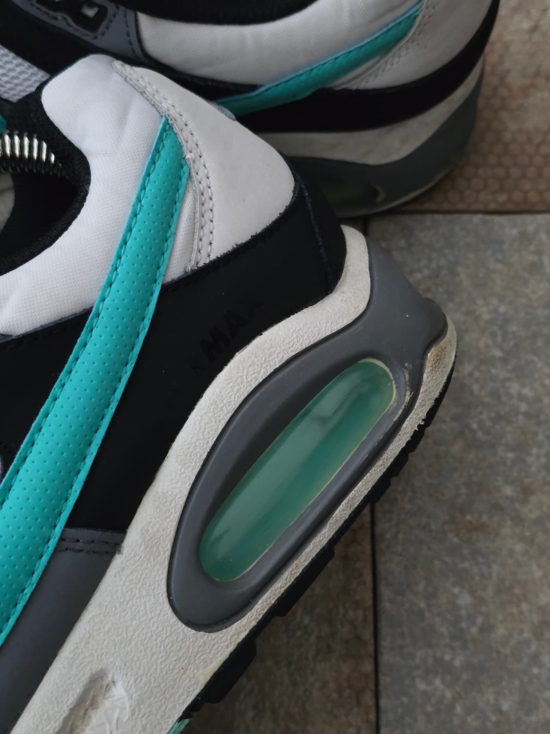 (255)나이키 에어맥스 커맨드  상품이미지3