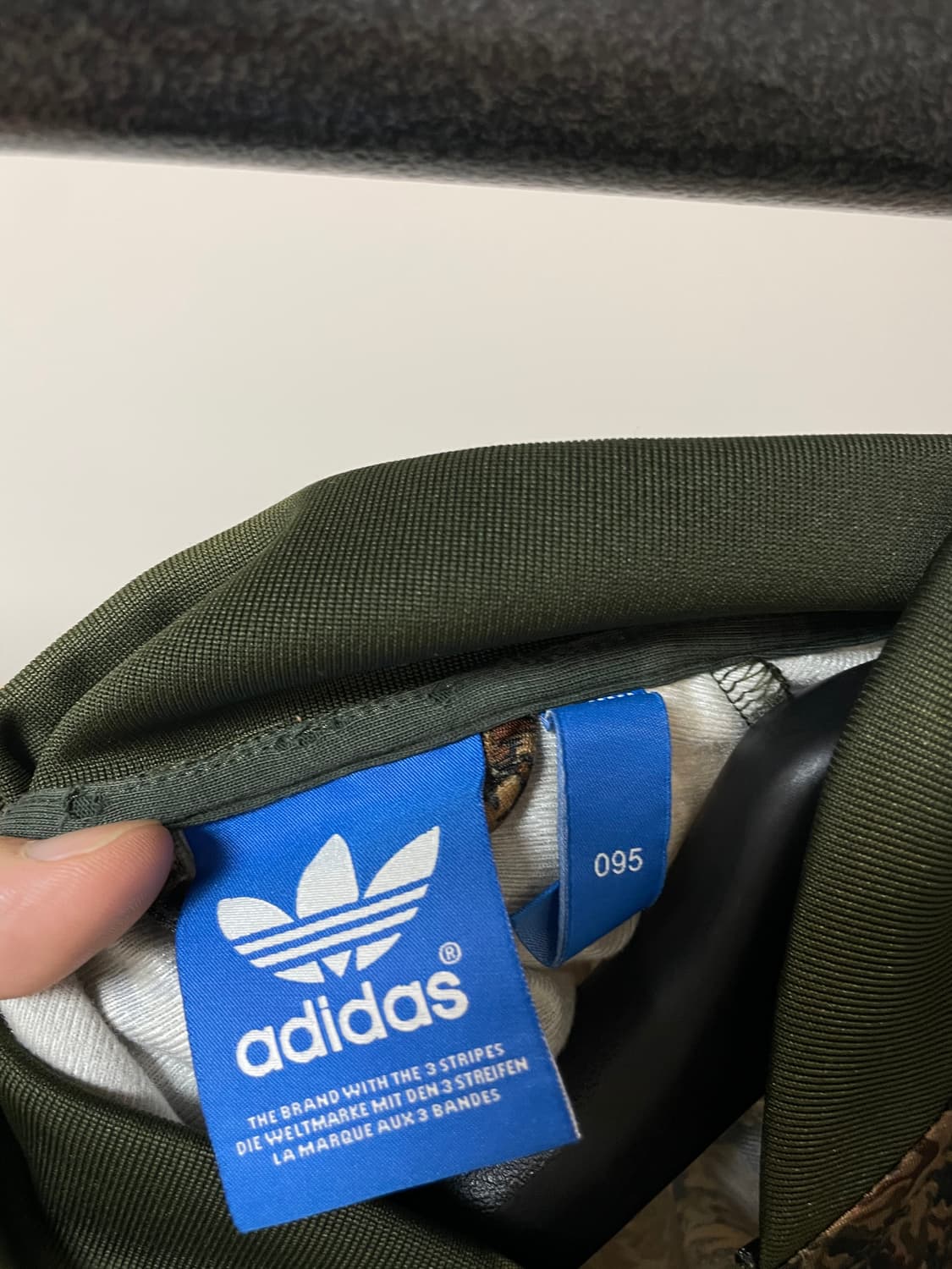 95) 아디다스 슈퍼스타 카모 체커 트랙탑 져지 자켓 상품이미지4