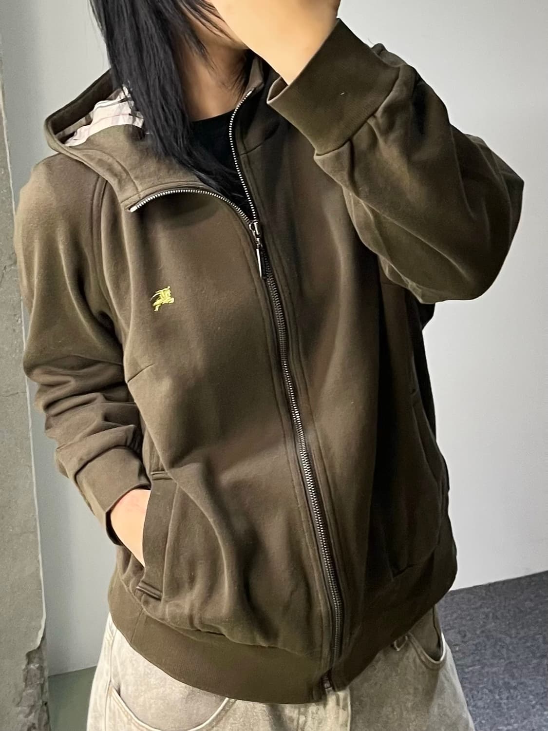 버버리 이퀘스트리안 나이트 집 후디 상품이미지1