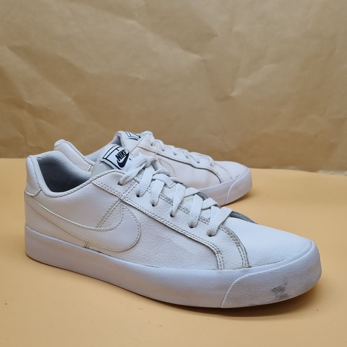 나이키 코트 로얄 AC 남성스니커즈275. 상품이미지1