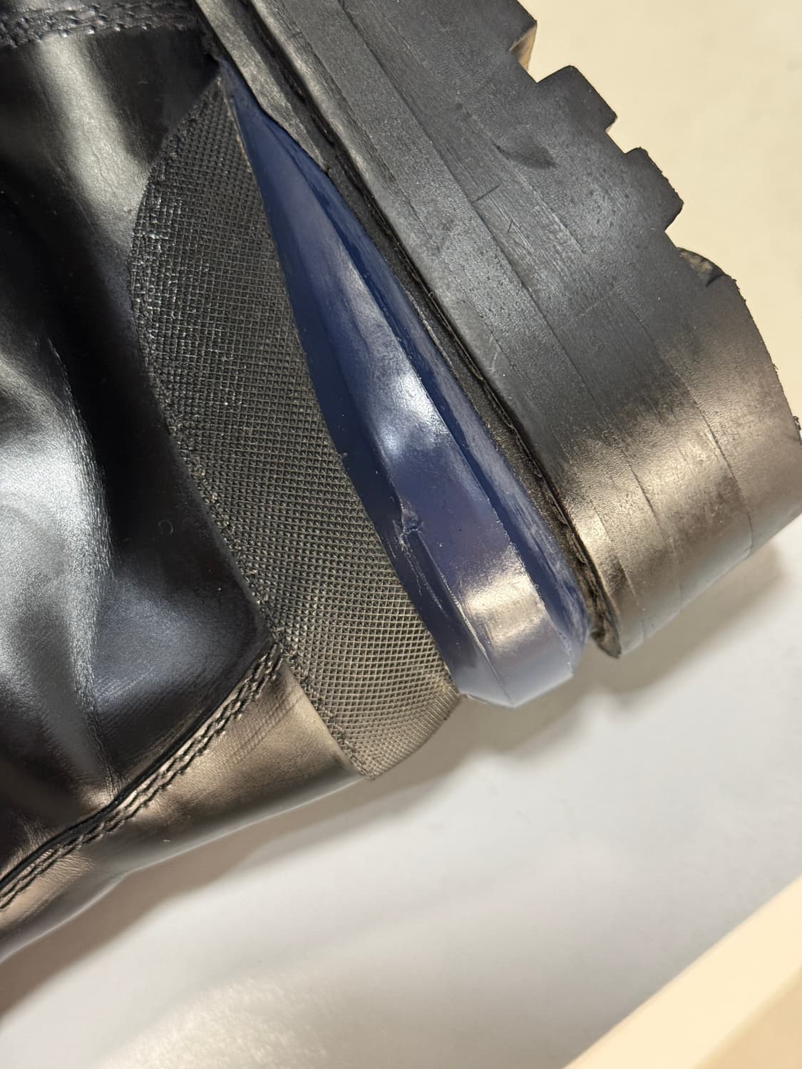 TOGA VIRILIS 블랙 그래픽 하드웨어 부츠 상품이미지5