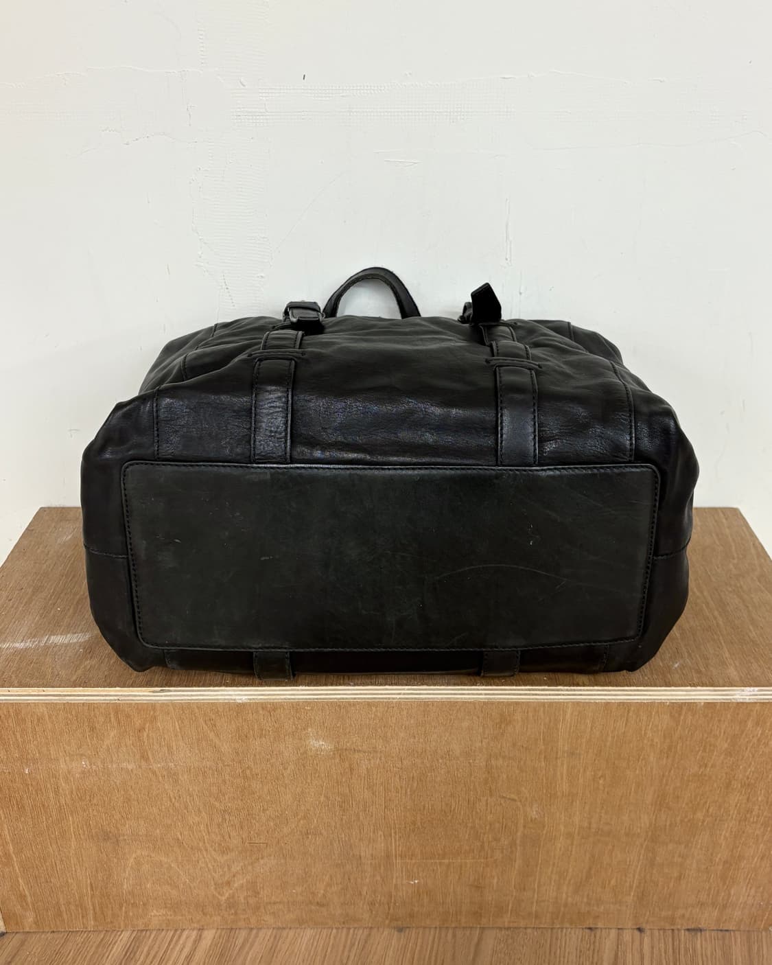 돌체 앤 가바나 블랙 레더 보스턴백 상품이미지7