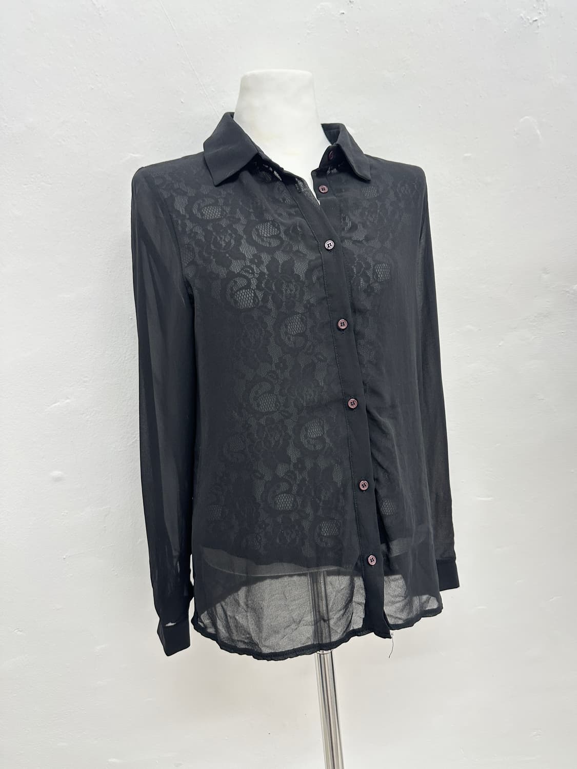 Wiz island Sheer Embroidered Shirts 상품이미지1