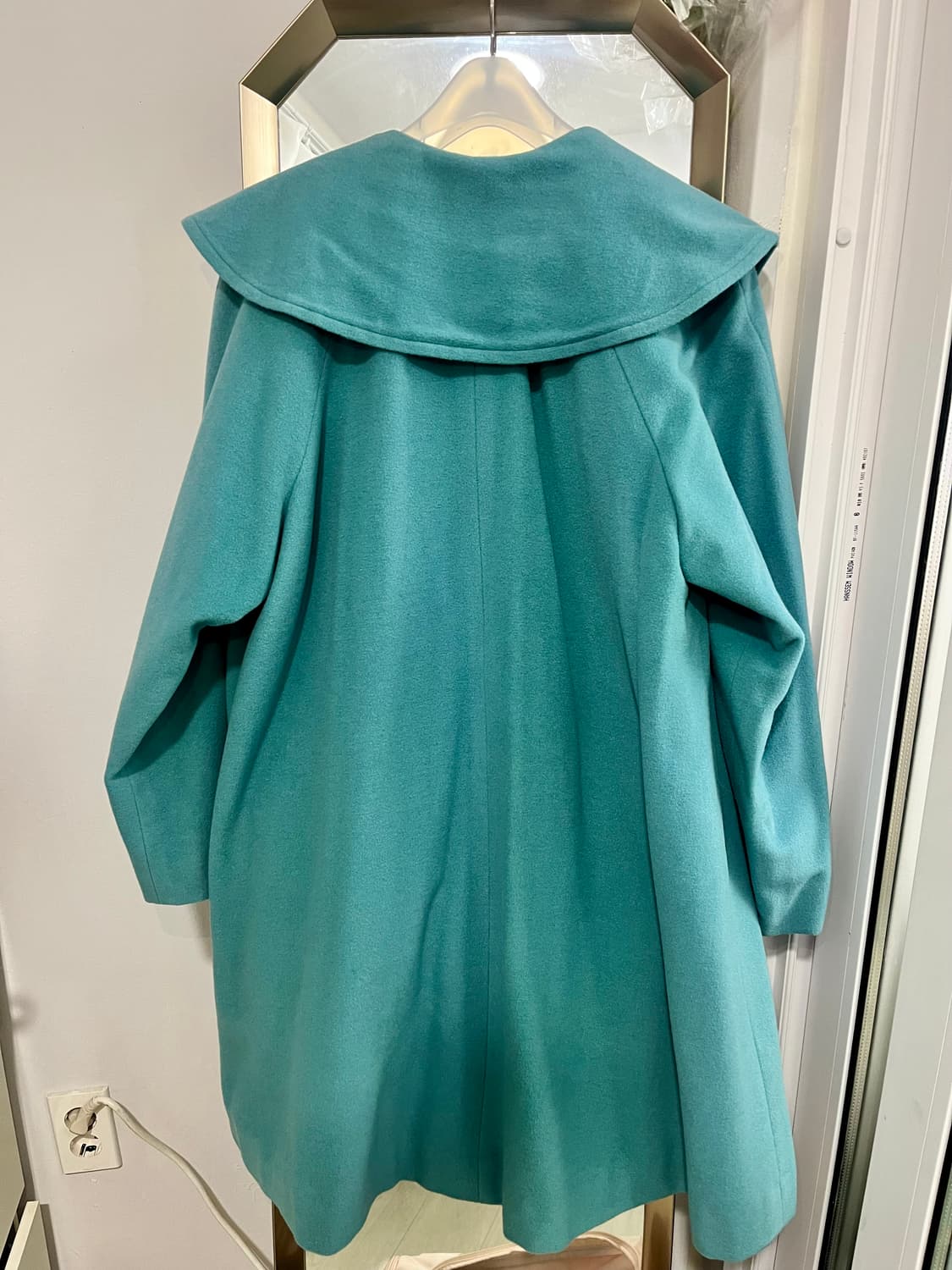 민트색 빈티지 코트 상품이미지2