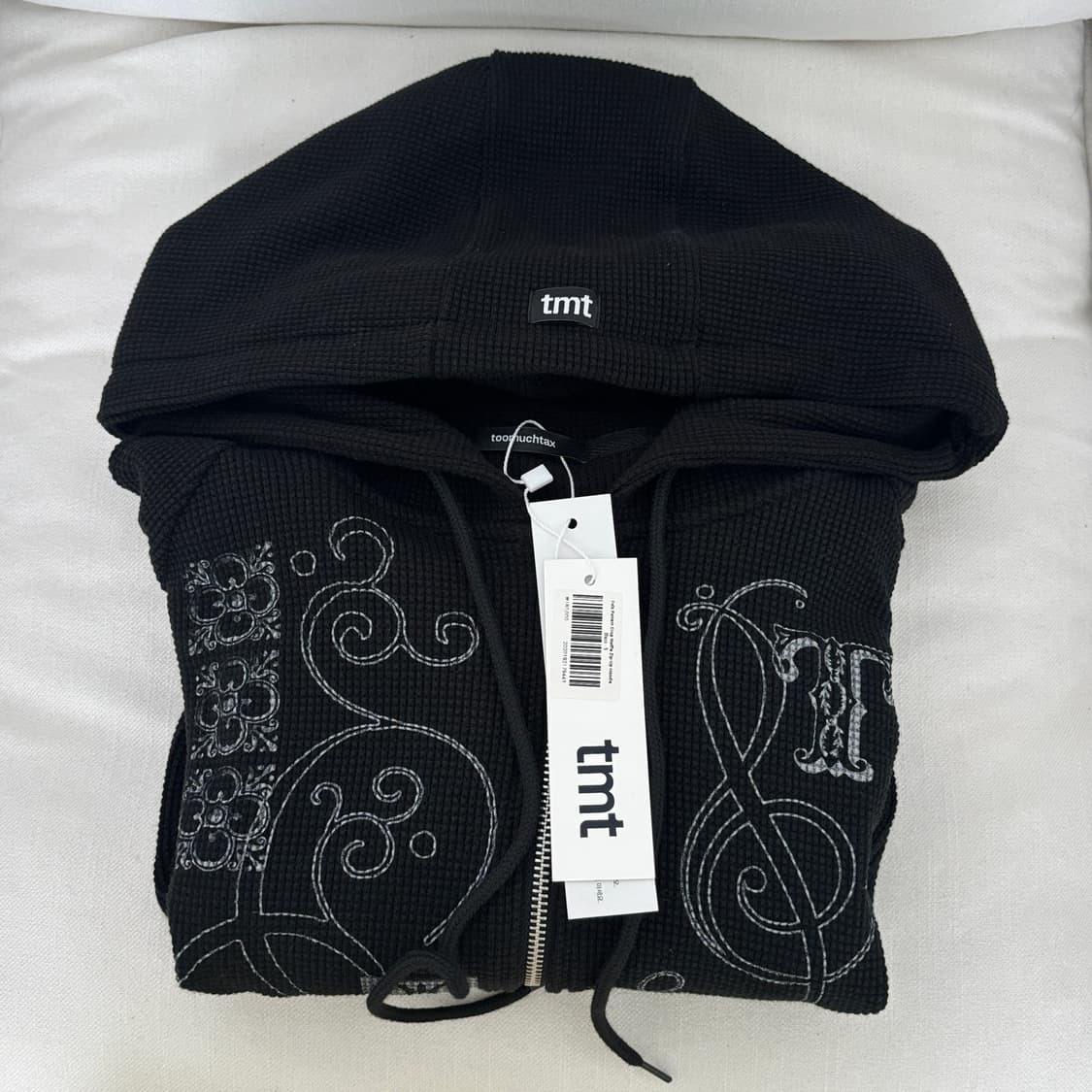 택o 투머치택스 포크 패턴 크롭 와플 집업 후디 블랙 상품이미지2