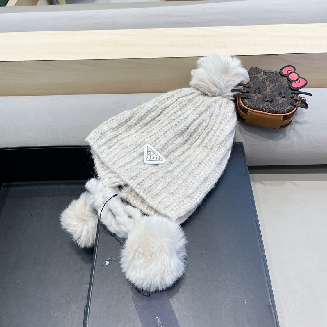 프라다 가을 겨울 모자
 상품이미지2