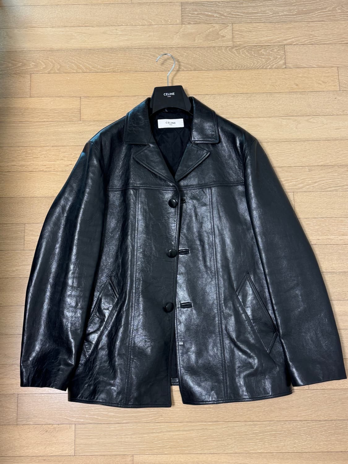 셀린느 왁스드 레더 카코트 상품이미지2