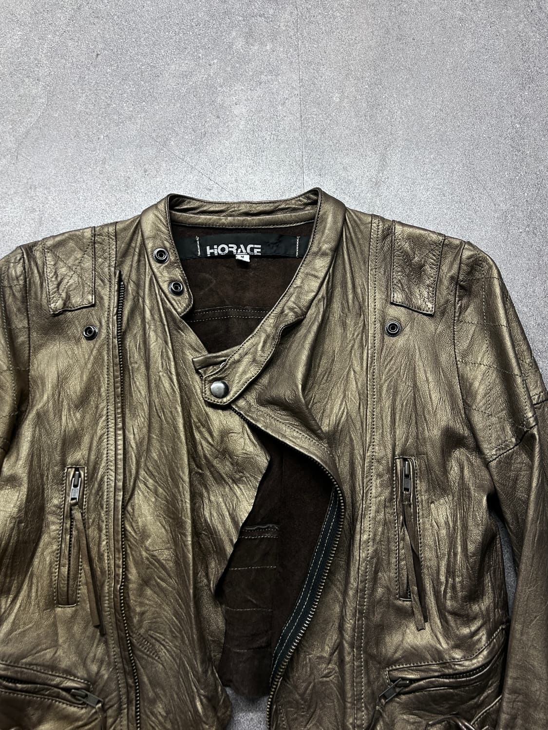 골드 코팅 램스킨 비대칭 크롭 자켓 상품이미지6