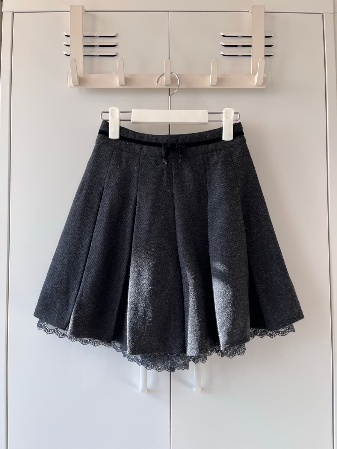 Axes Femme 레이스 울 리본 플리츠 반바지 상품이미지2