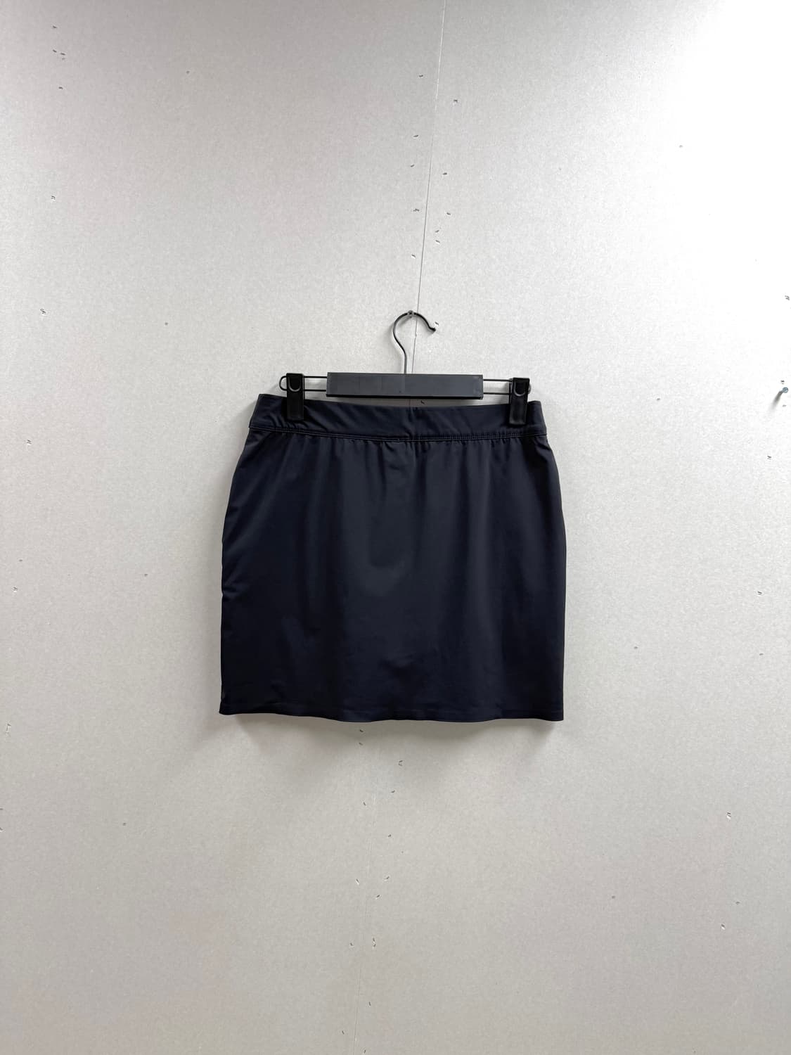 여성 M  / 아디다스 기능성 치마 스커트 블랙 상품이미지4