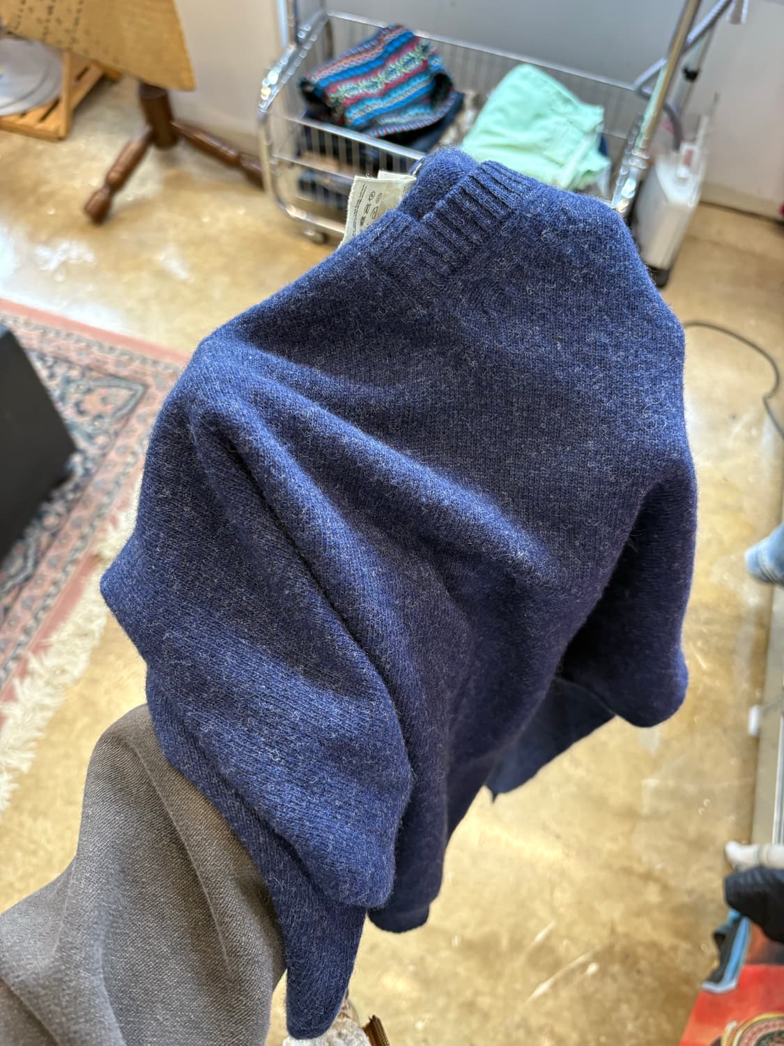 Eddie Bauer 램스울 브이넥 니트 상품이미지3