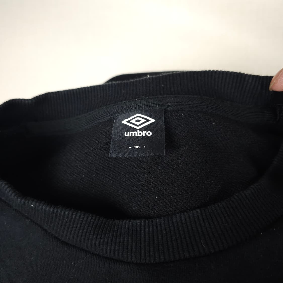 엄브로 맨투맨 남자110사이즈  상품이미지3