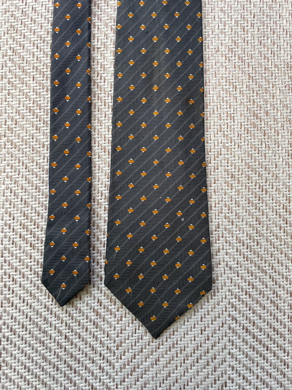 입생로랑 그레이 넥타이  J03758 상품이미지2