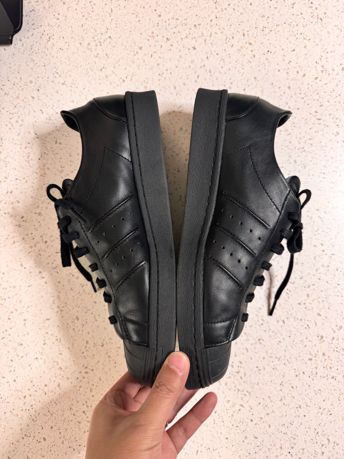 Y-3 슈퍼스타 올블랙 285 상품이미지2