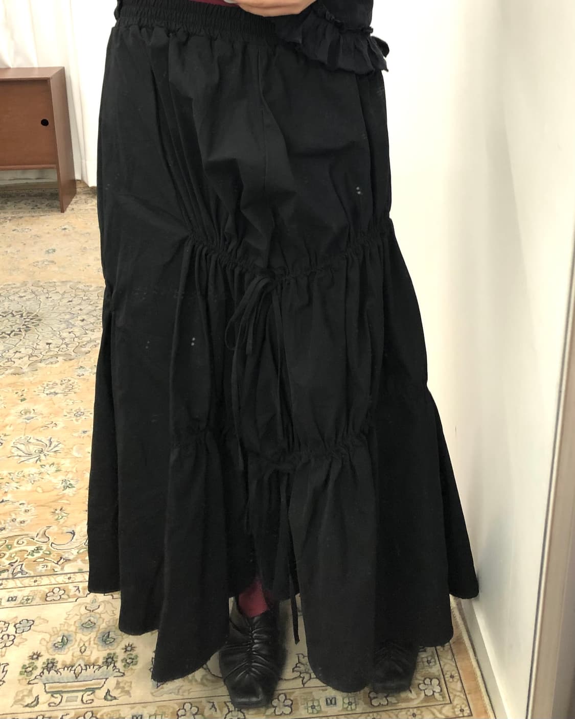 블랙 셔링 롱 스커트 상품이미지3