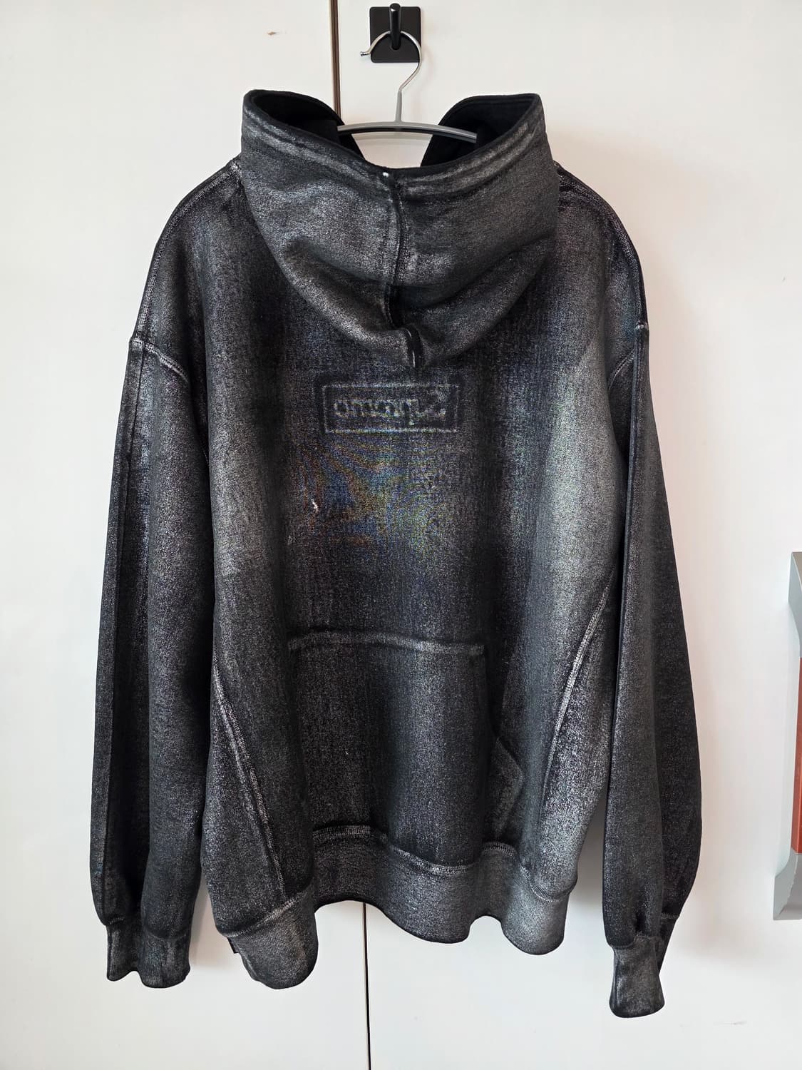 슈프림 x MM6 메종 마르지엘라 포일 박스로고 후드 스웨트셔츠 블랙 상품이미지2