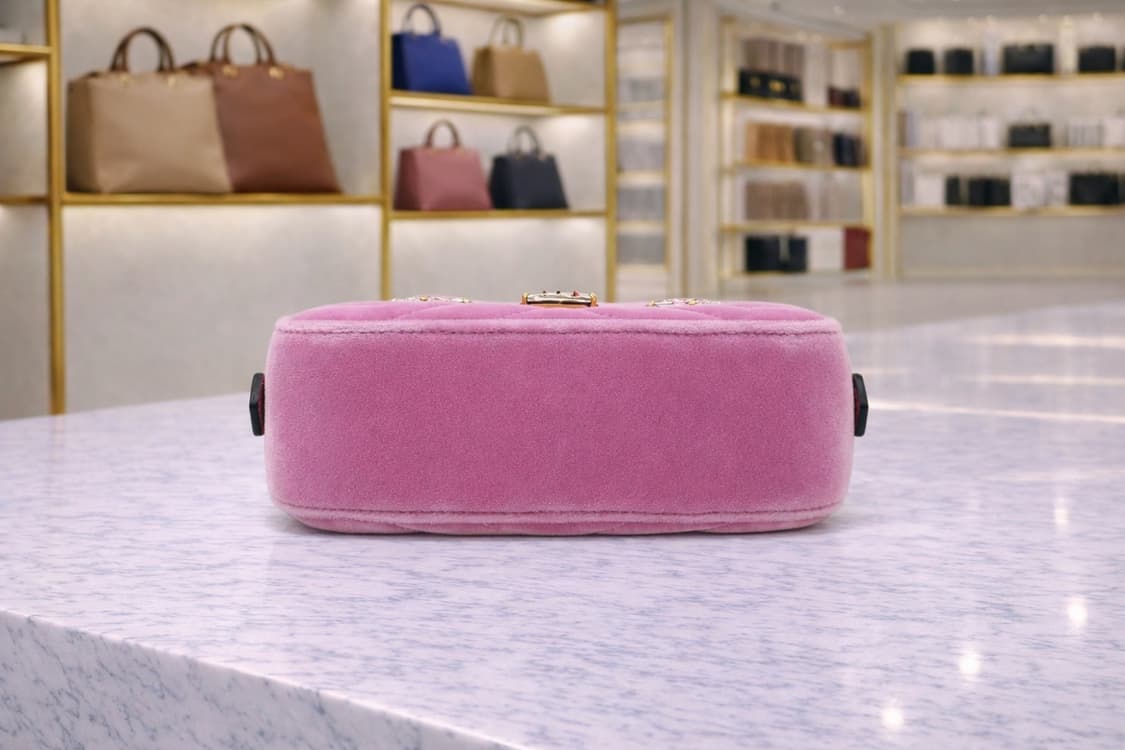 [A급] 구찌 GG 마몽 벨벳 크로스백 판매합니다!!! 상품이미지3