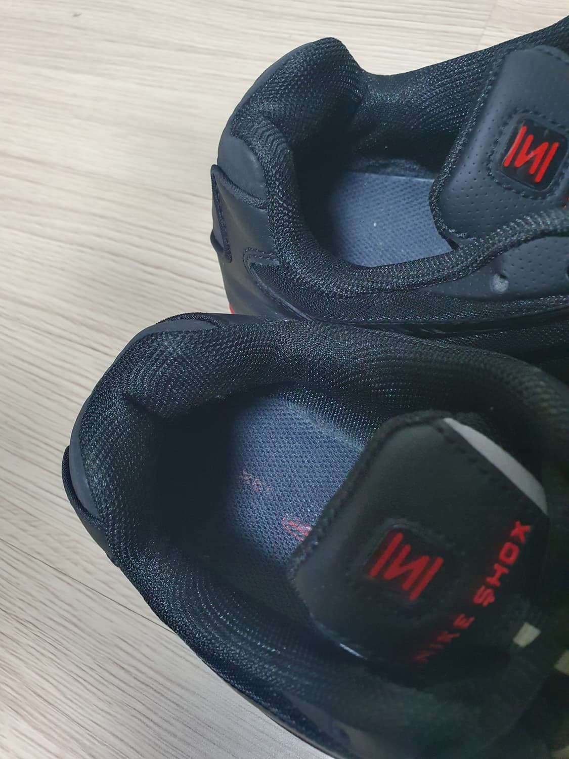 나이키 샥스 TL 유니버시티 레드 270 상품이미지8