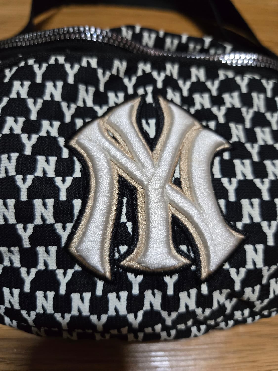 MLB 모노그램 웨이스트백 (힙색) 상품이미지3