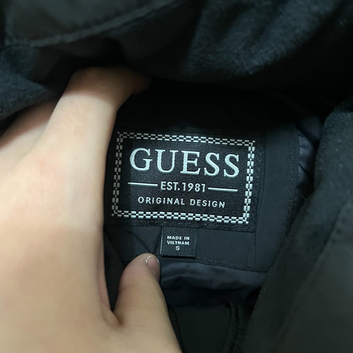 게스 와펜 구스다운 푸퍼 숏패딩 S/90  상품이미지5