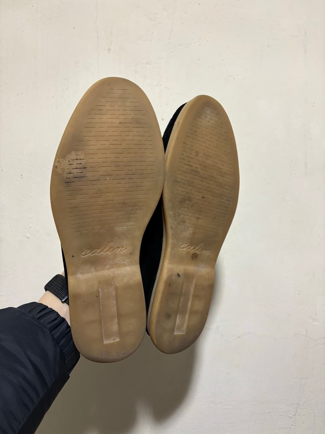 Calen 꺌랑 검정 스웨이드 로퍼 250사이즈 상품이미지3