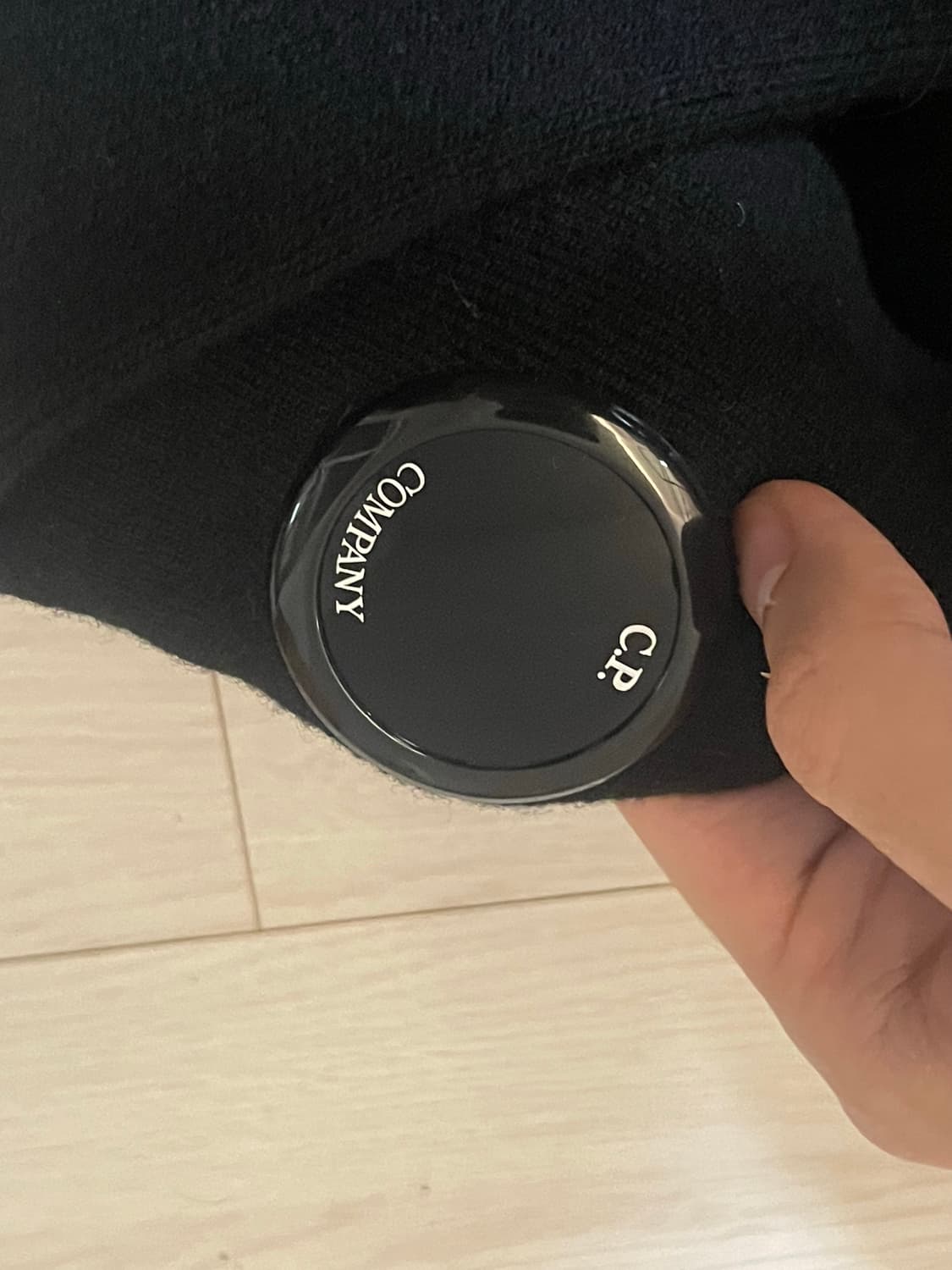 cp컴퍼니 램스울니트 50(L)사이즈 상품이미지2