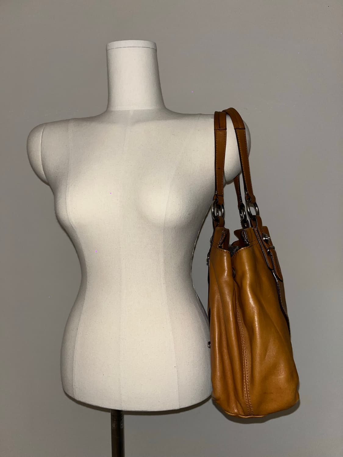 🎉BLACK FRIDAY🎉 Coach beige bag 상품이미지3