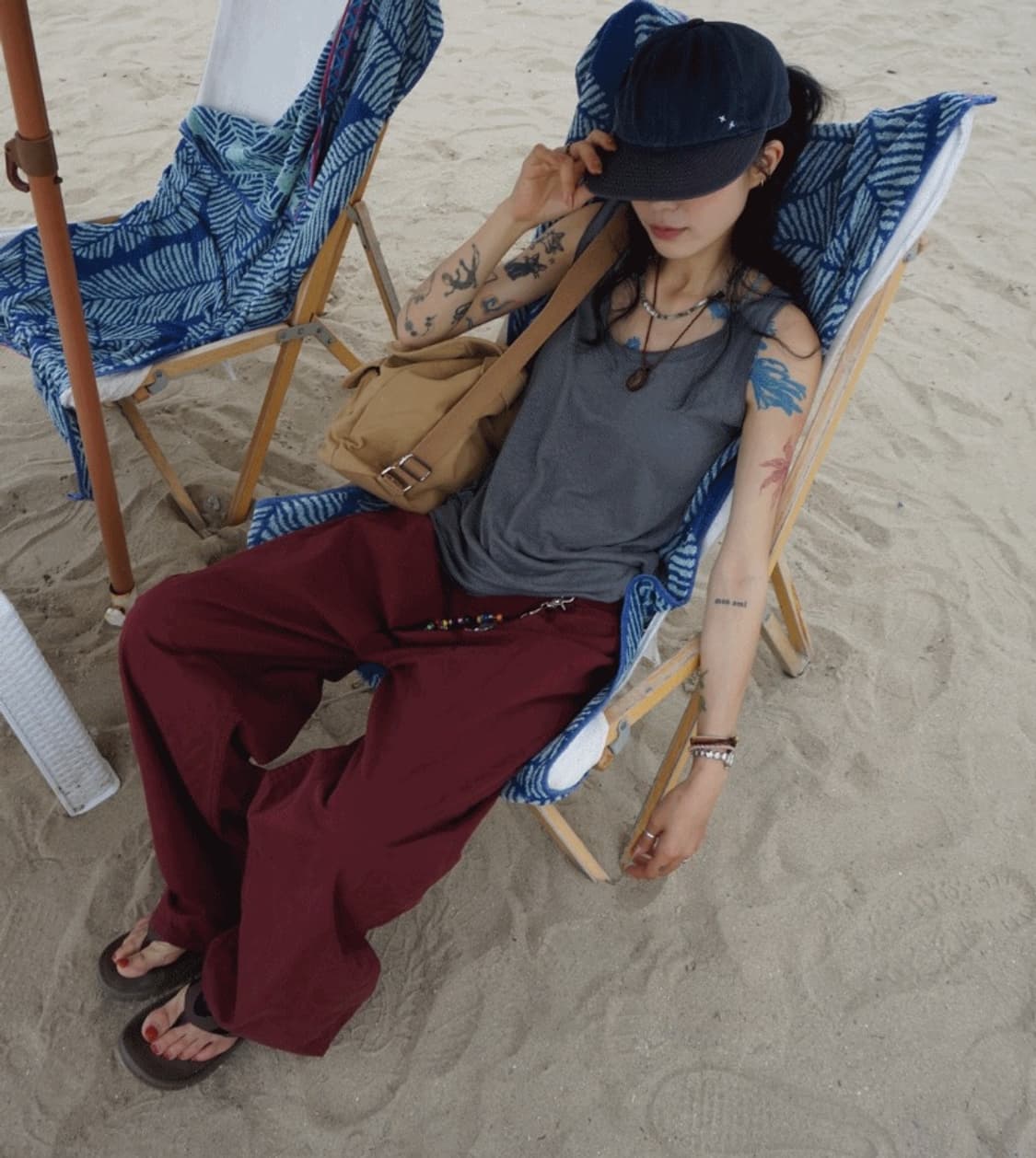 버건디 치노 라이트 팬츠 상품이미지1