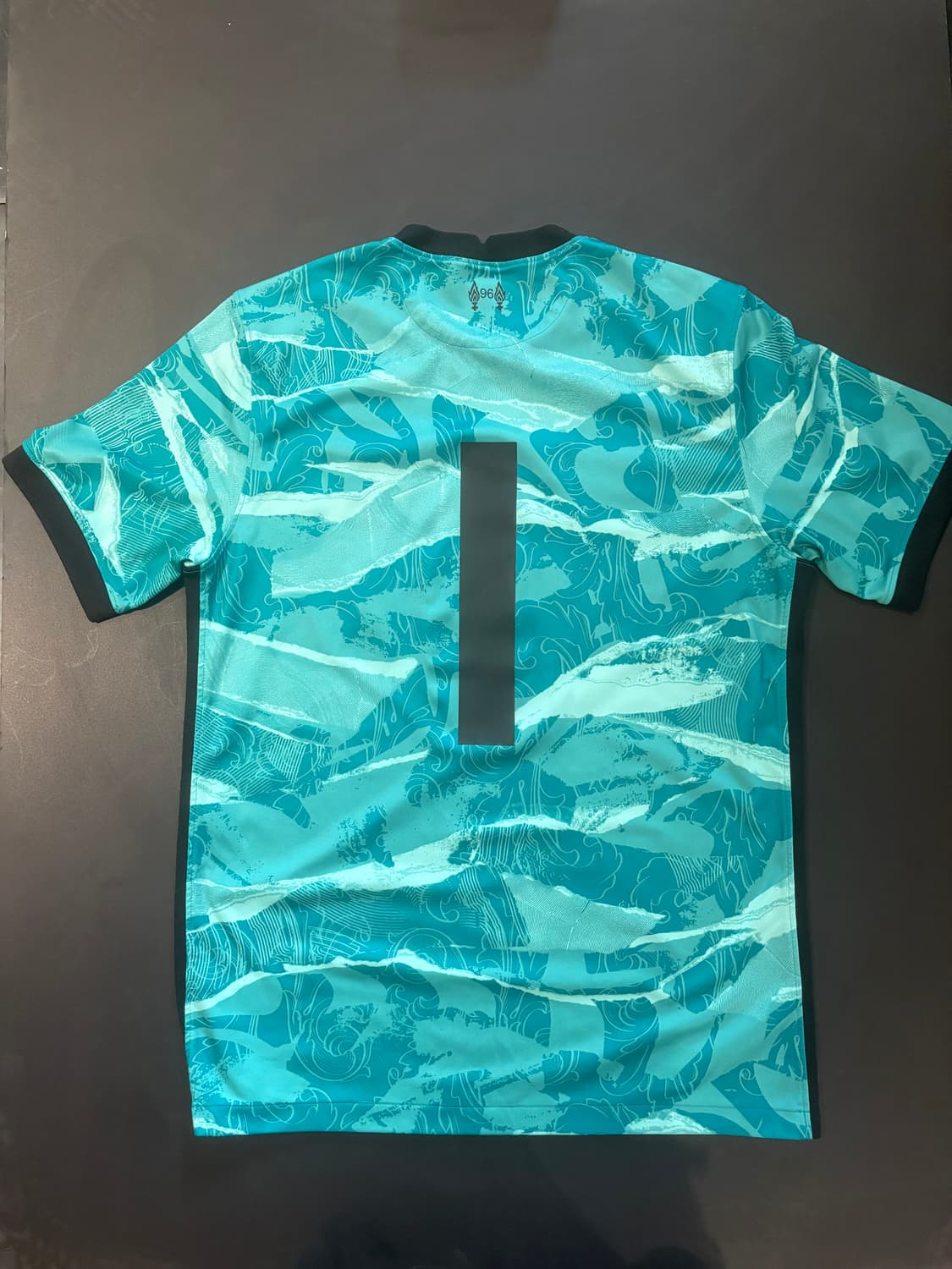 21-22 리버풀 써드 유니폼 1번마킹 M 상품이미지4