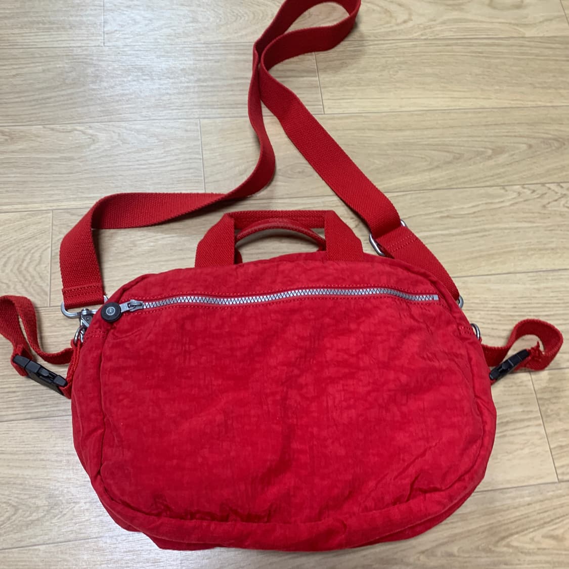 Kipling 키플링 레드 크로스백 +(방석) 상품이미지2