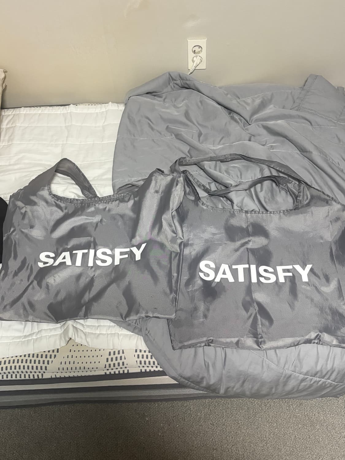 Satisfy running Paf 숄더백 상품이미지2