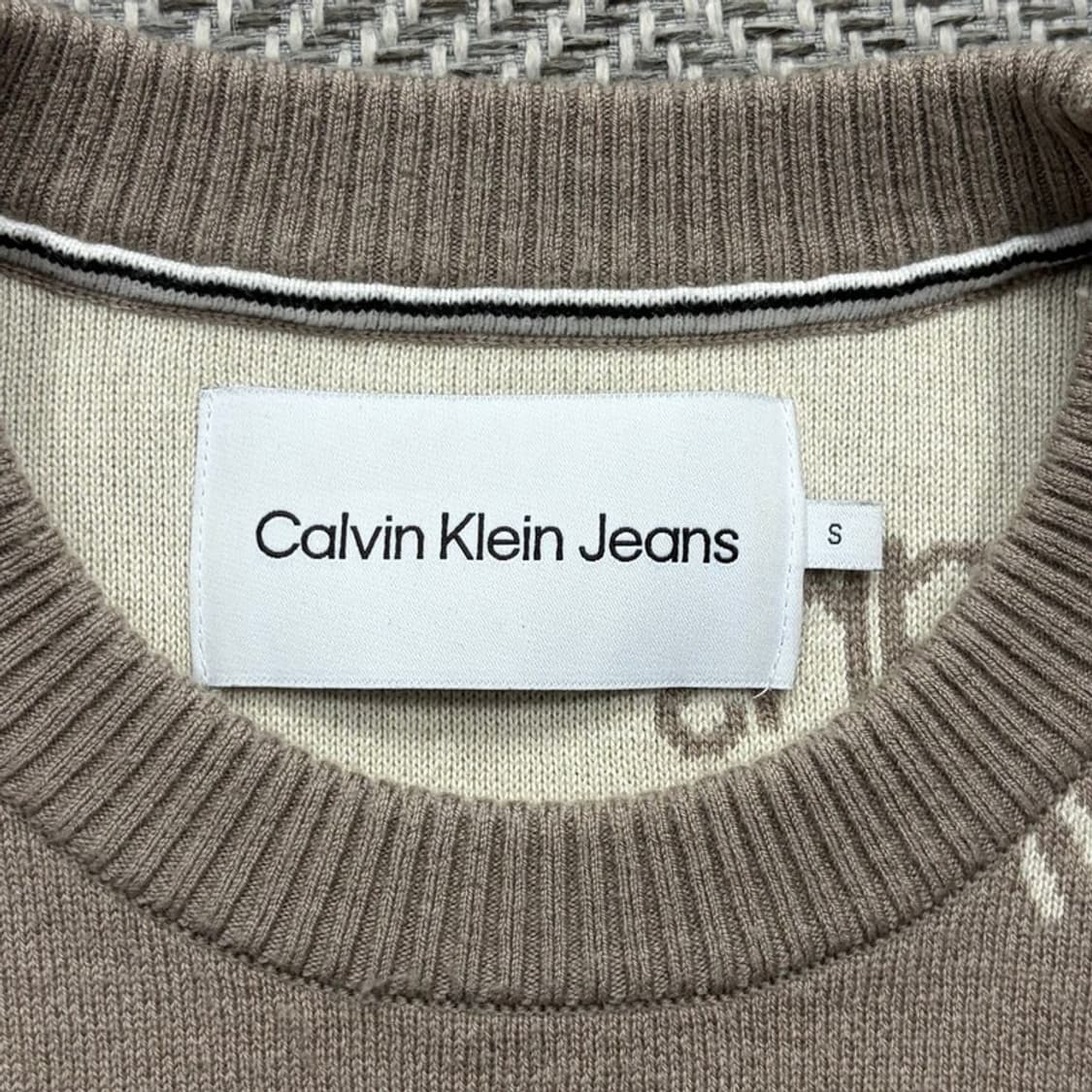 캘빈클라인 멀티로고 니트 v2279 상품이미지6
