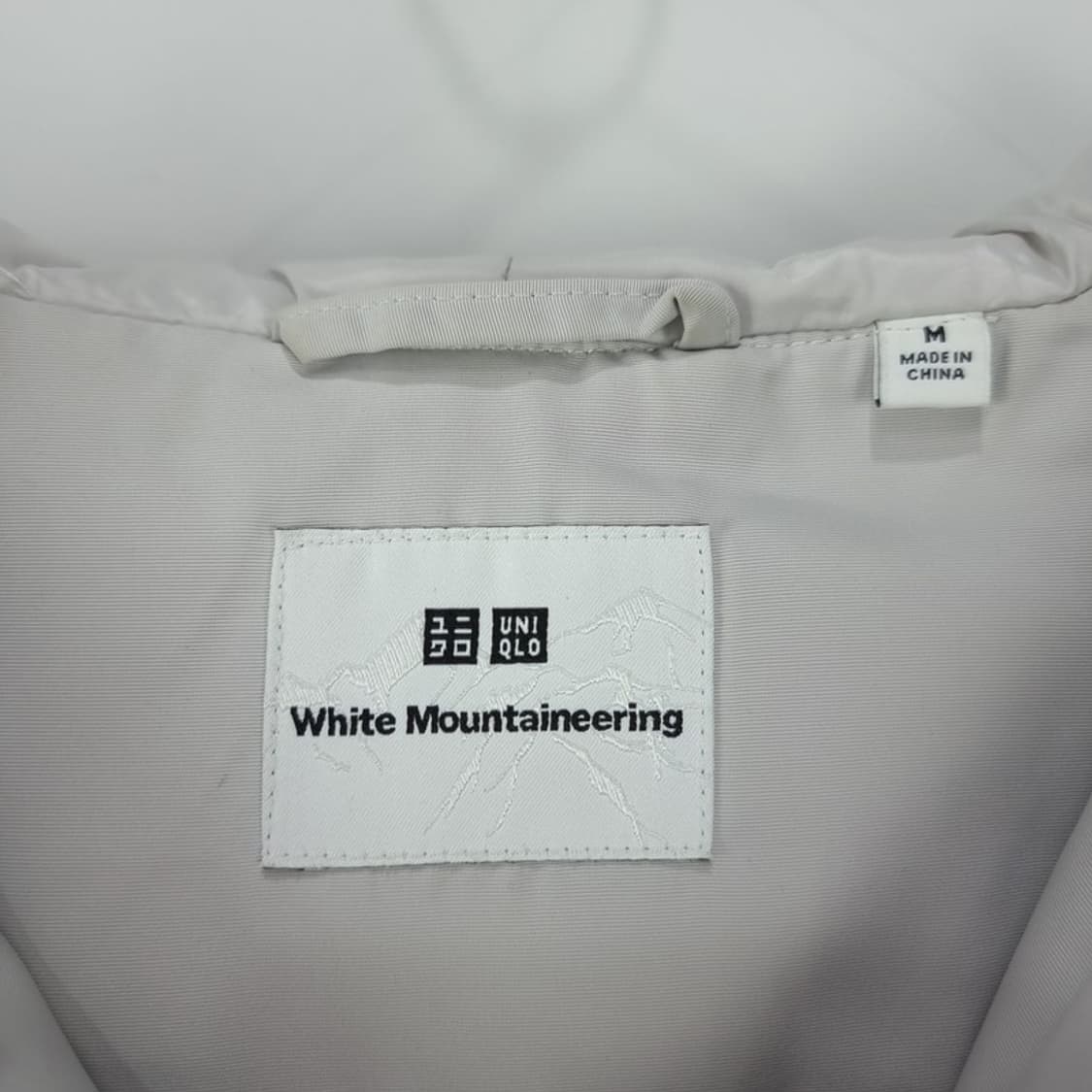 [유니클로 X 화이트마운티니어링] 오버핏 후드 경량 패딩 M18000 상품이미지6