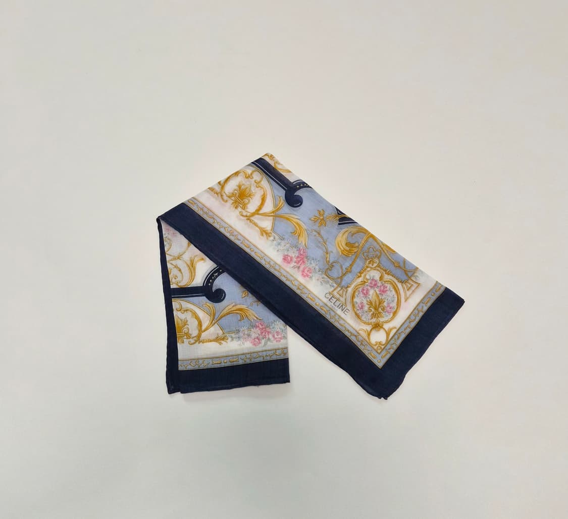 셀린느 쁘띠 스카프 손수건 머플러 상품이미지2