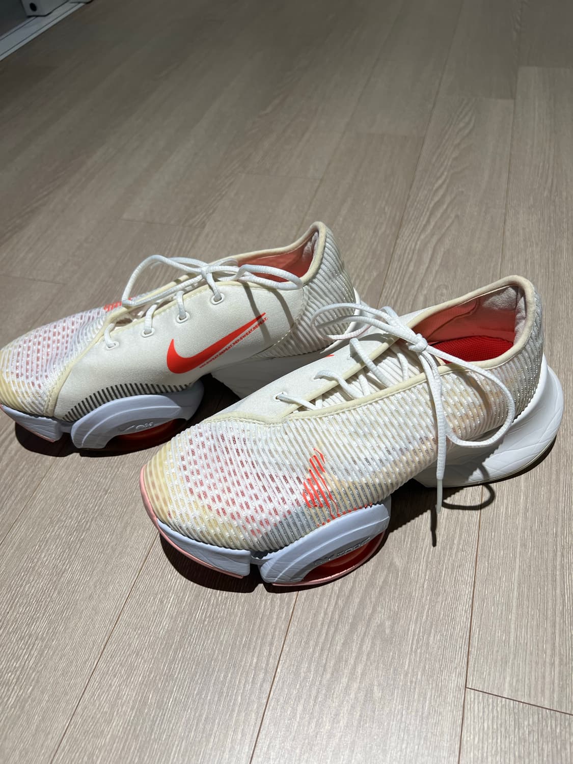 245)나이키 에어줌 슈퍼랩 런닝화 상품이미지2