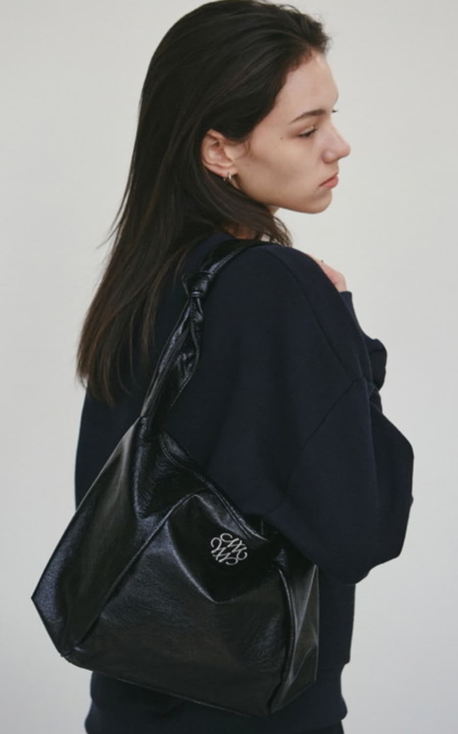 닉앤니콜 스퀘어 숄더백 블랙 상품이미지1