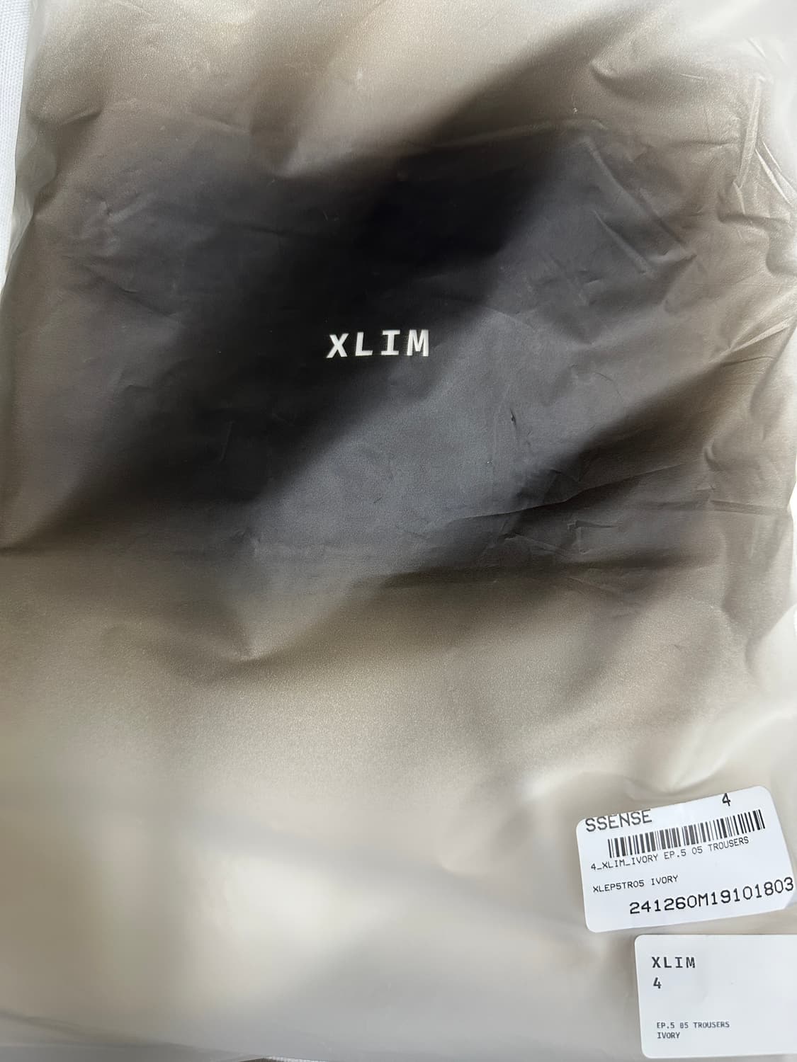 Xlim Ep.05 trouser ivory 상품이미지1