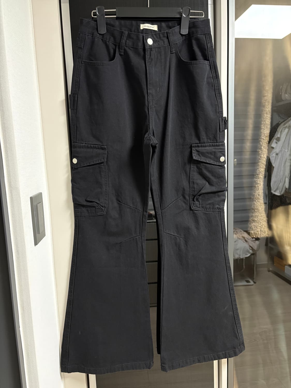 헬레네파리스 피그먼트 스터드 부츠컷 팬츠 블랙  상품이미지2