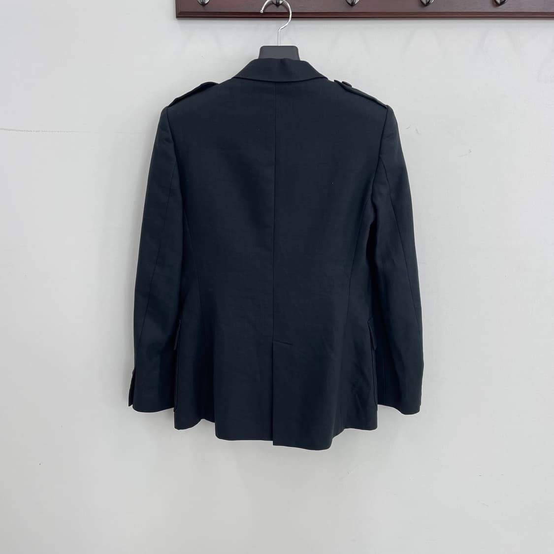 마가렛호웰 여성55-66 풀 린넨 블랙 견장 블레이저 자켓 상품이미지4