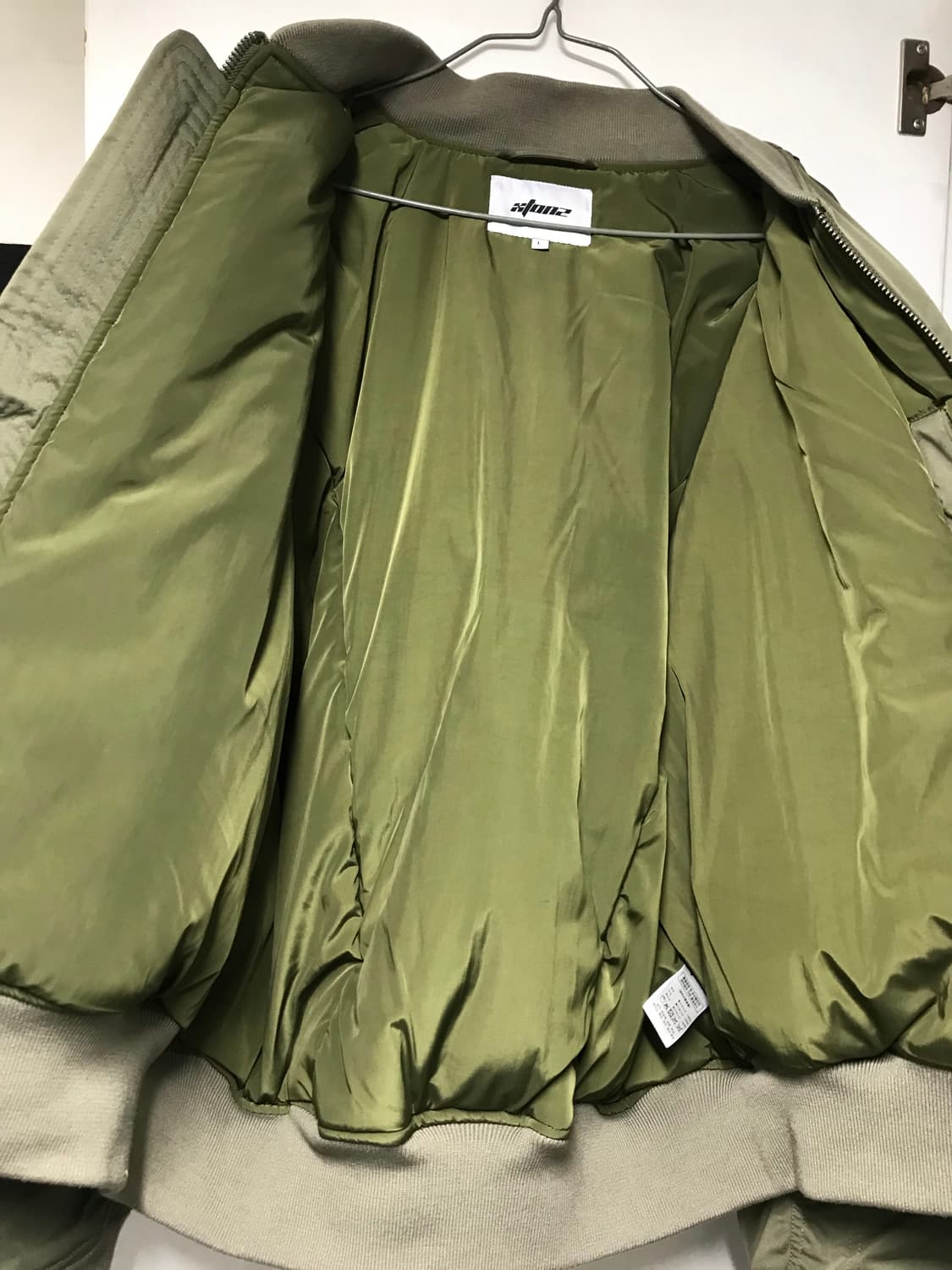 (새상품)엑스톤즈 ma1 L 상품이미지4