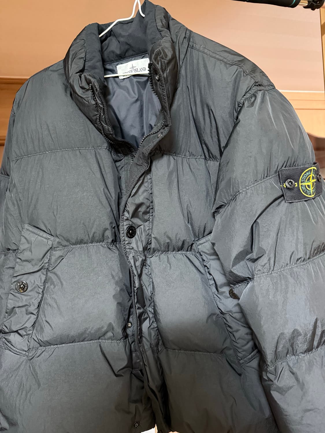 스톤아일랜드 25FW 클링클랩스 숏패딩 M 상품이미지2