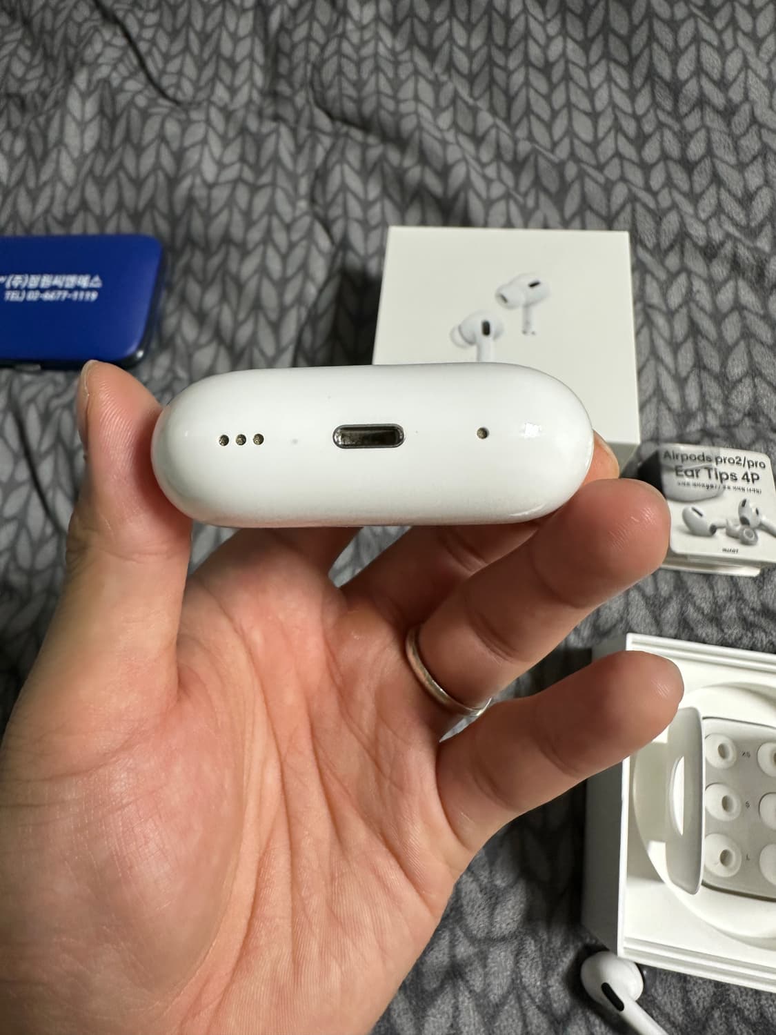 에어팟 프로 2세대 (8핀) + 아즈라 크리스탈 이어팁 포함 상품이미지7