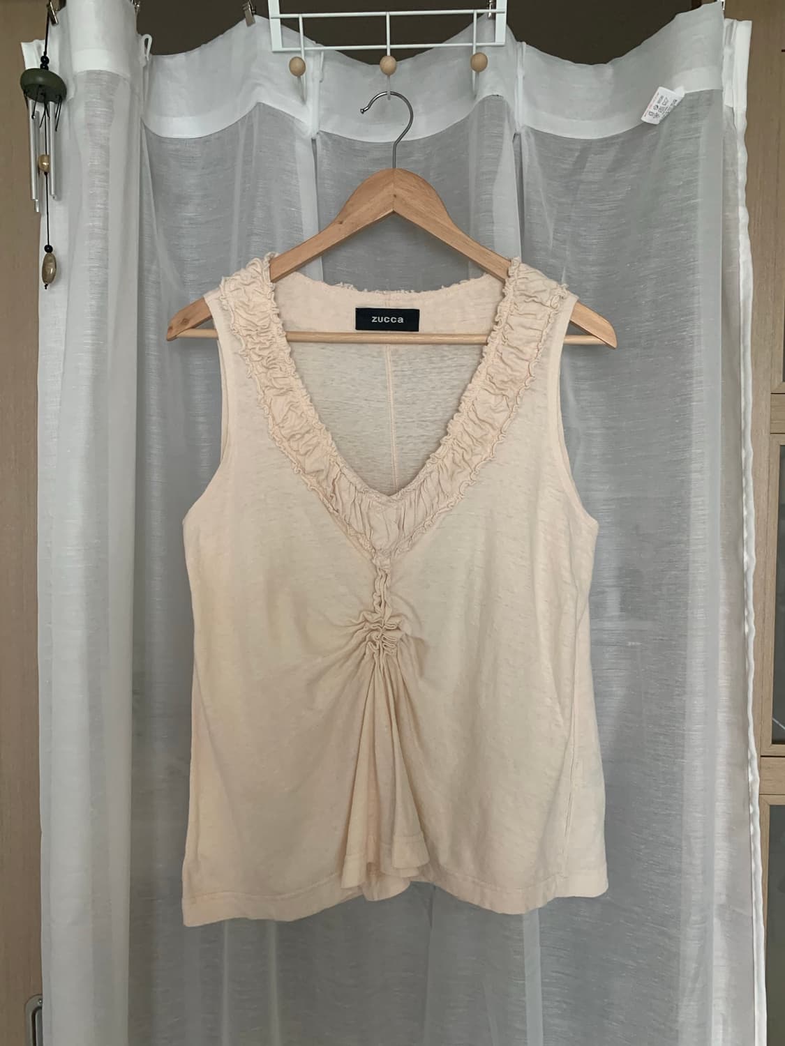 Zucca Ruffled V-Neck Sleeveless 상품이미지1