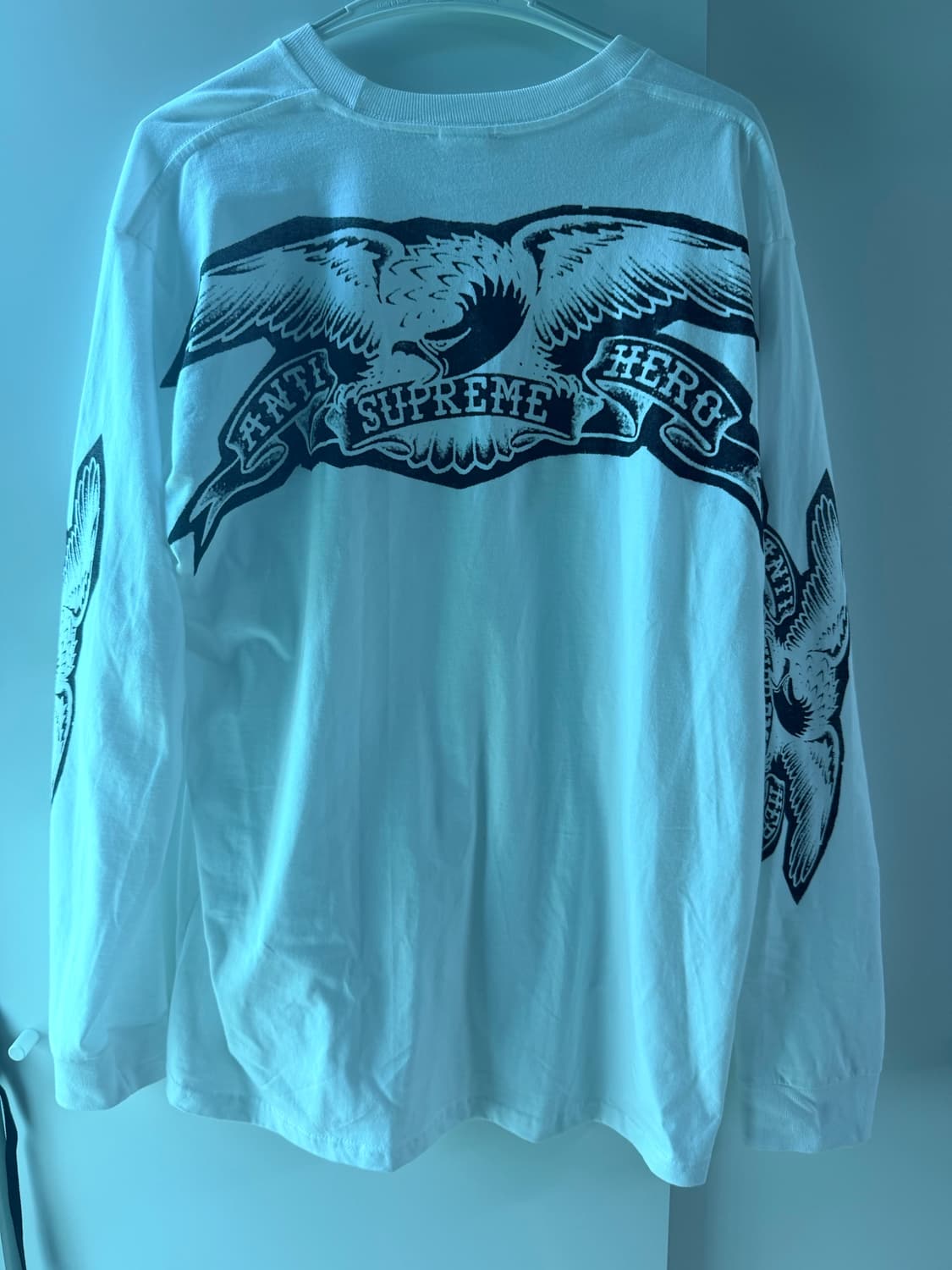 Supreme Anti hero 롱슬리브 L  상품이미지2