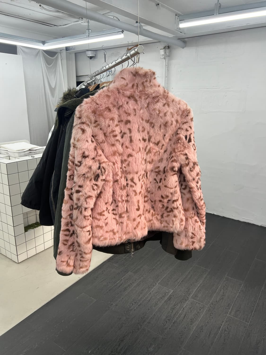 리틀 뉴욕 컬렉션 에코 퍼자켓 상품이미지5