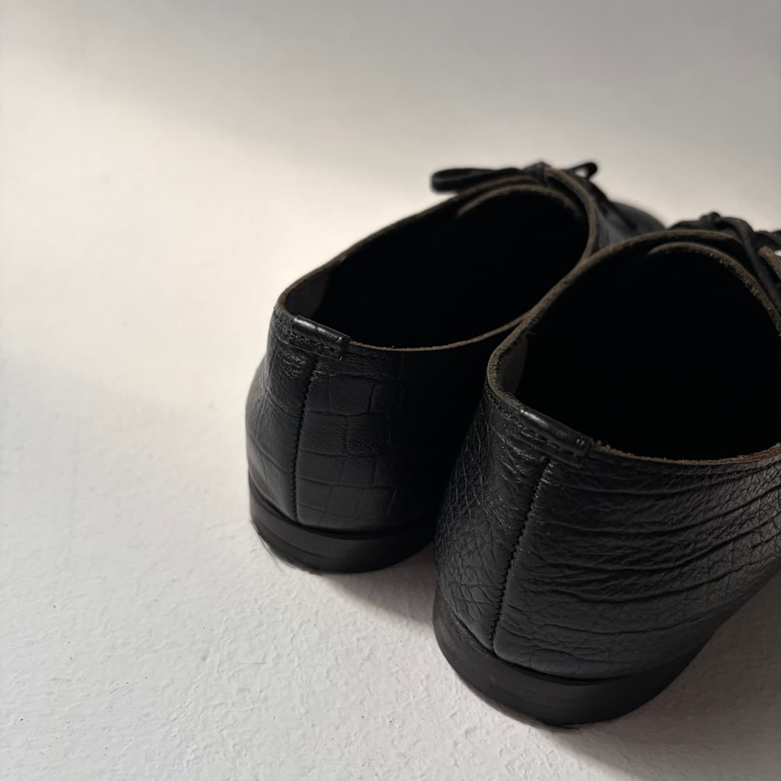 Cracked Croc Leather Lace-Up Shoes 상품이미지5