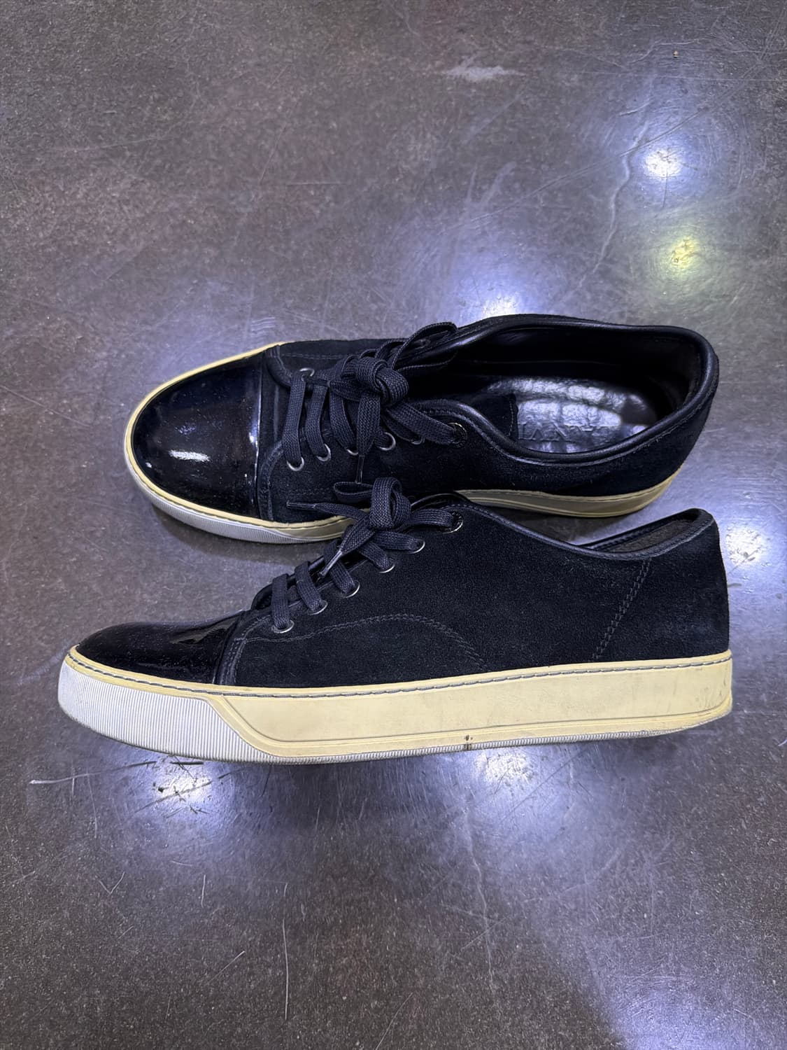 랑방 벨루어 스웨이드 스니커즈 블랙 5 사이즈 240 상품이미지6