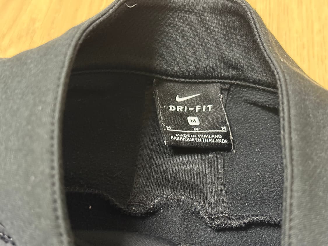 나이키 겨울 티셔츠 상품이미지2