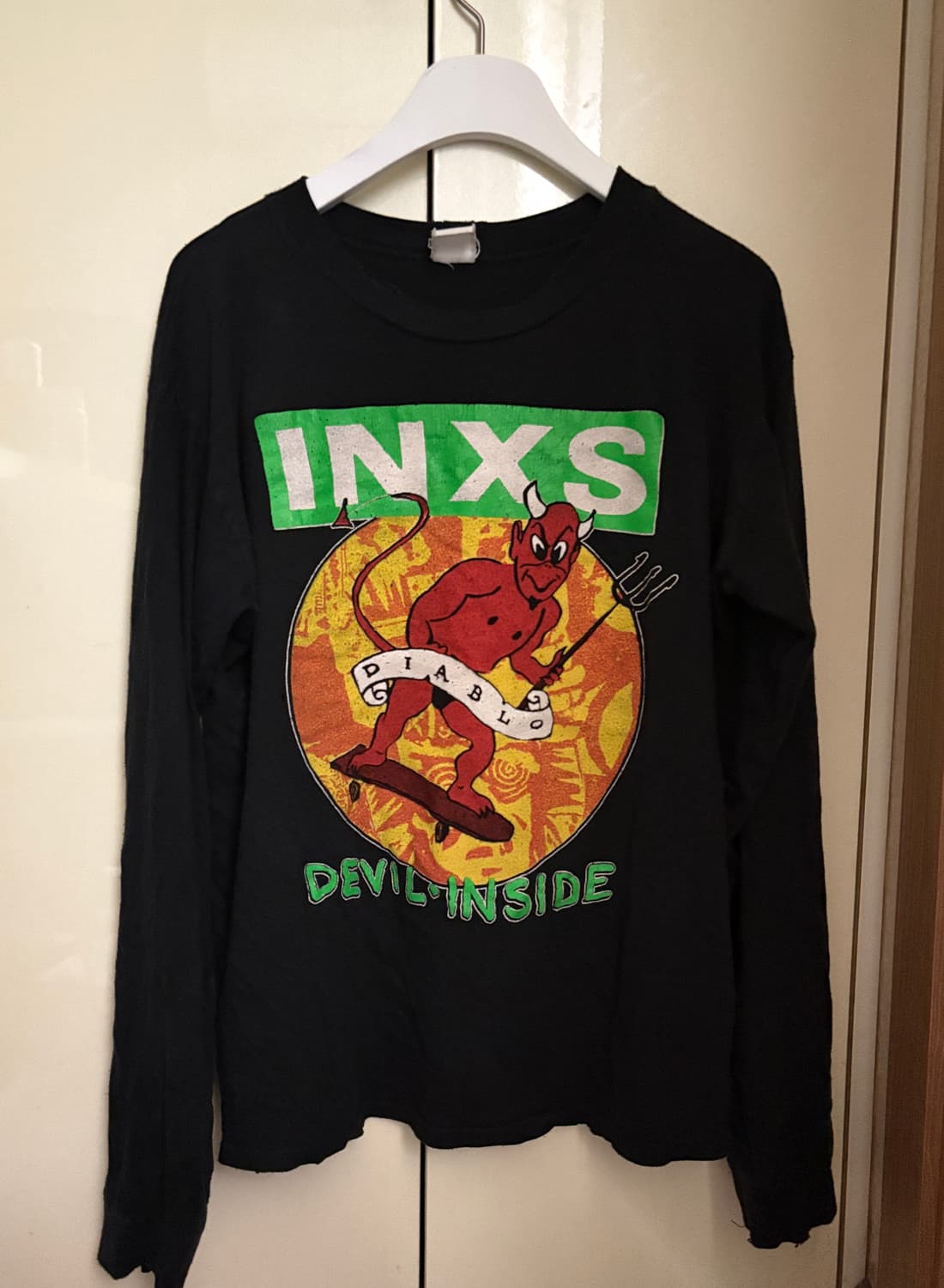 메이드원 INXS 롱슬리브 상품이미지1
